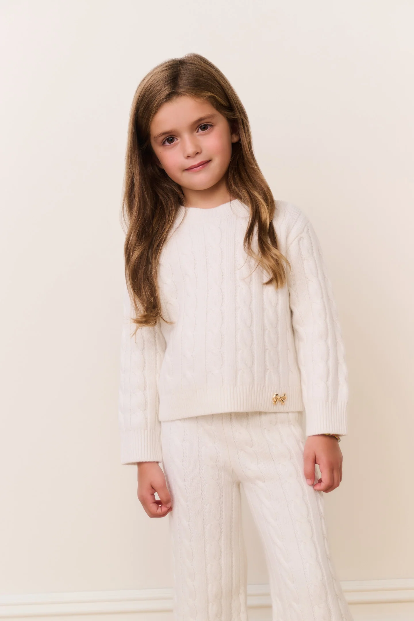 Kleines Mädchen Sallie Strickpullover mit Kabelmuster