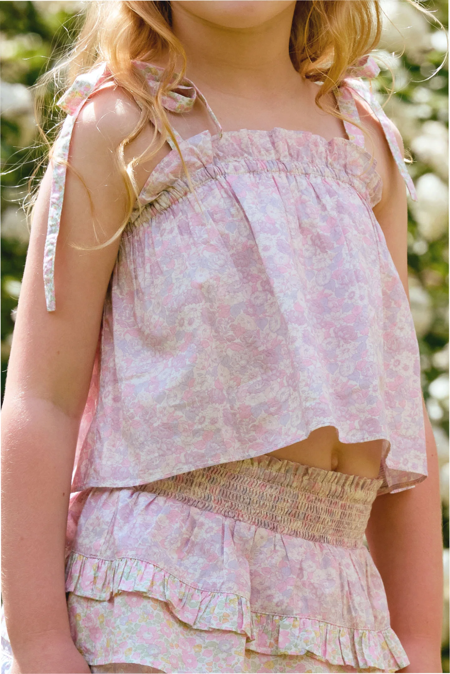 Hergestellt mit Liberty-Stoffen, kleines Mädchen Fiorella Top