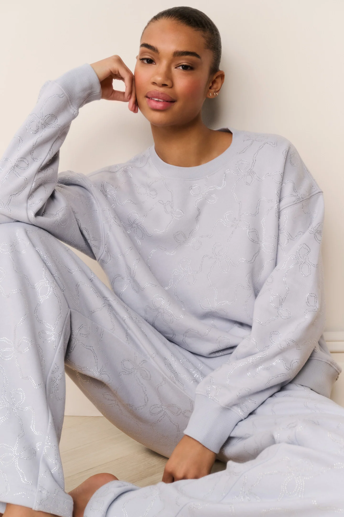Karabeth Bow-Besetzter Fleece-Pullover