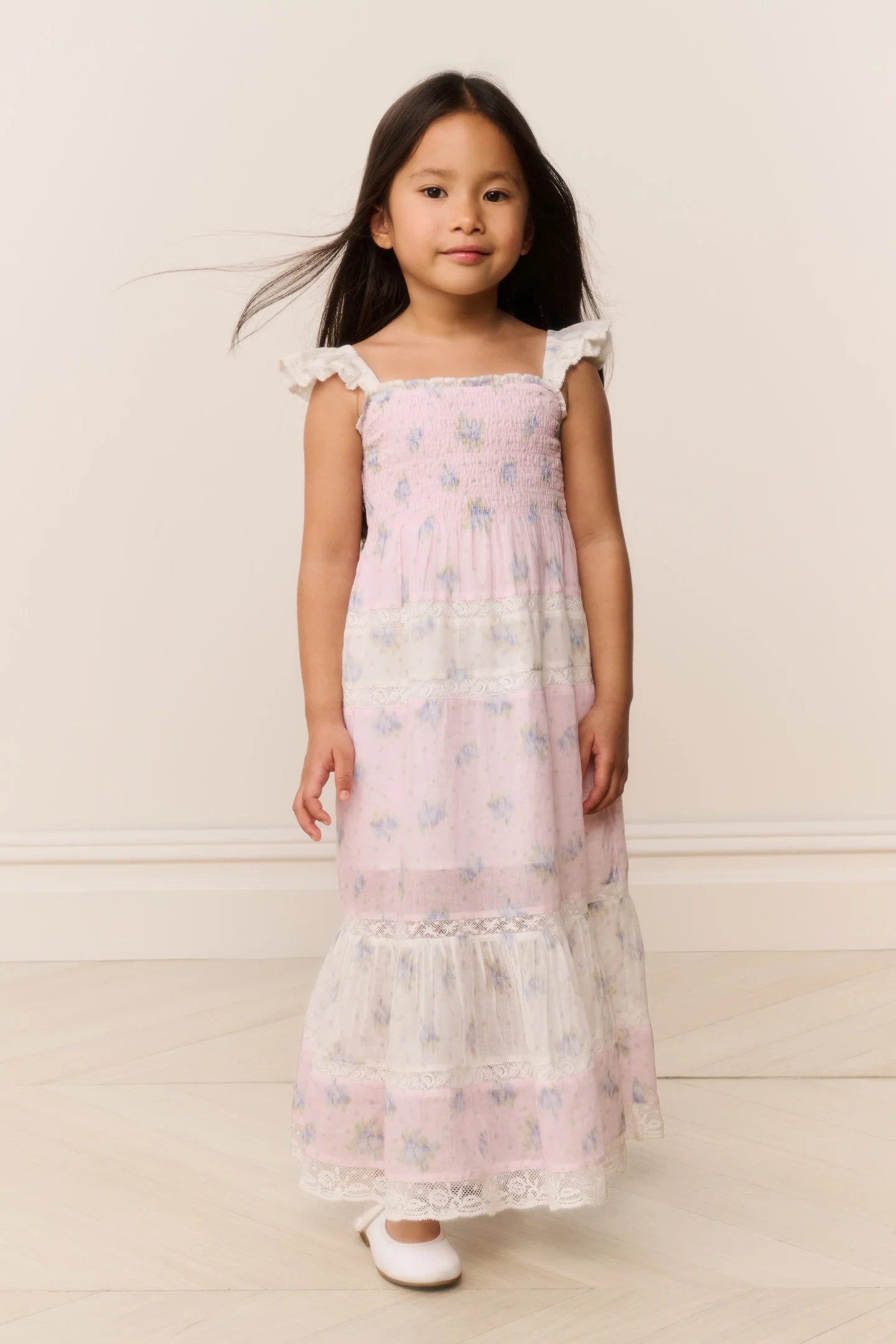 Kleines Mädchen Rhiannon gemischter Print Maxikleid Kleines Mädchen Rhiannon gemischter Print Maxikleid