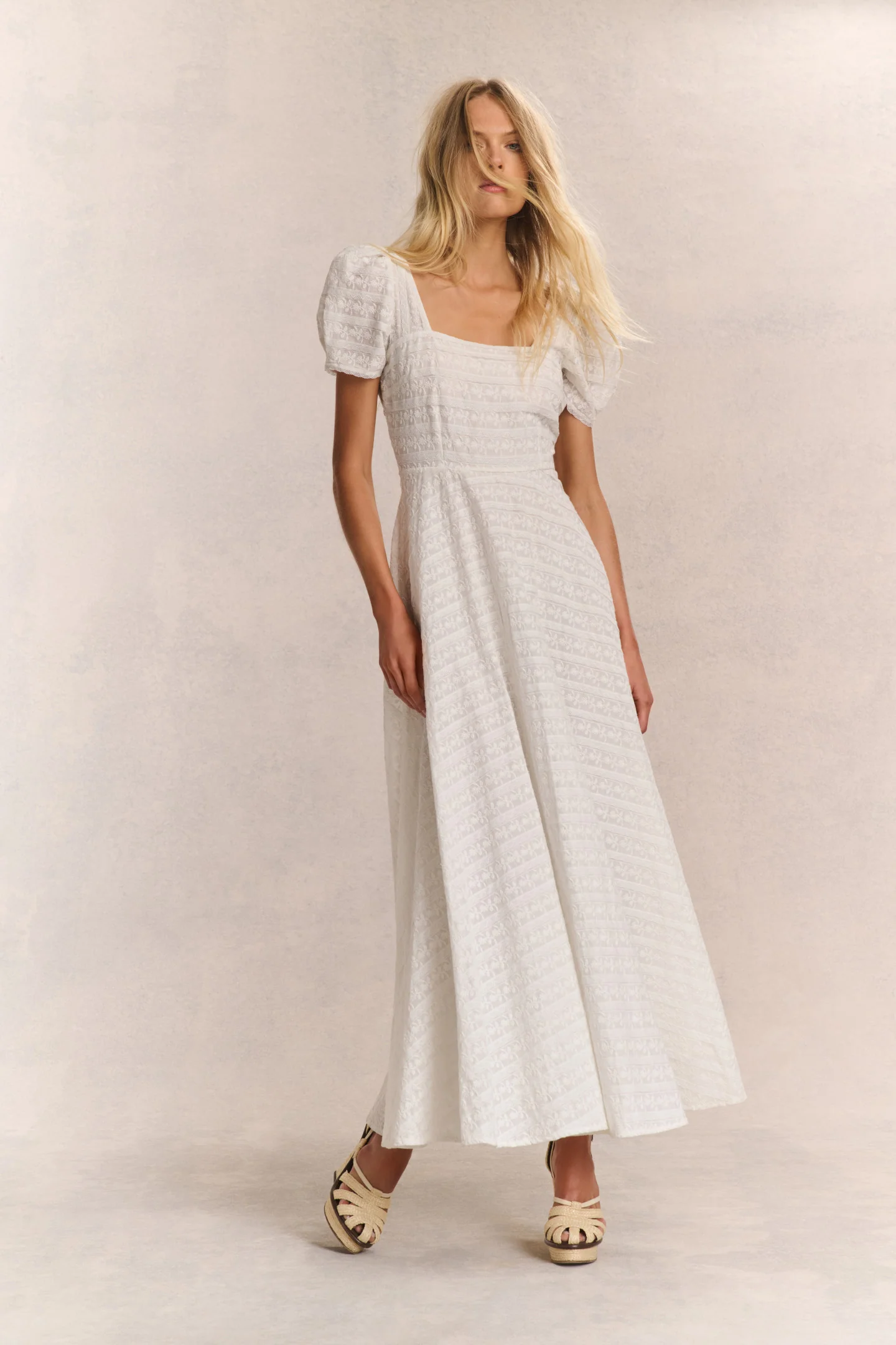 Ryan Catalina Spitzen-Maxikleid
